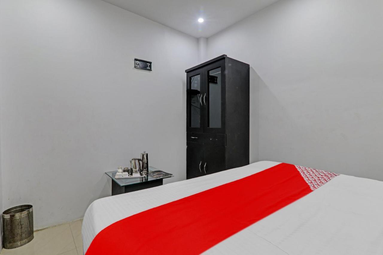 Oyo Flagship 81064 Chaudhary In Hotell Gorakhpur Eksteriør bilde