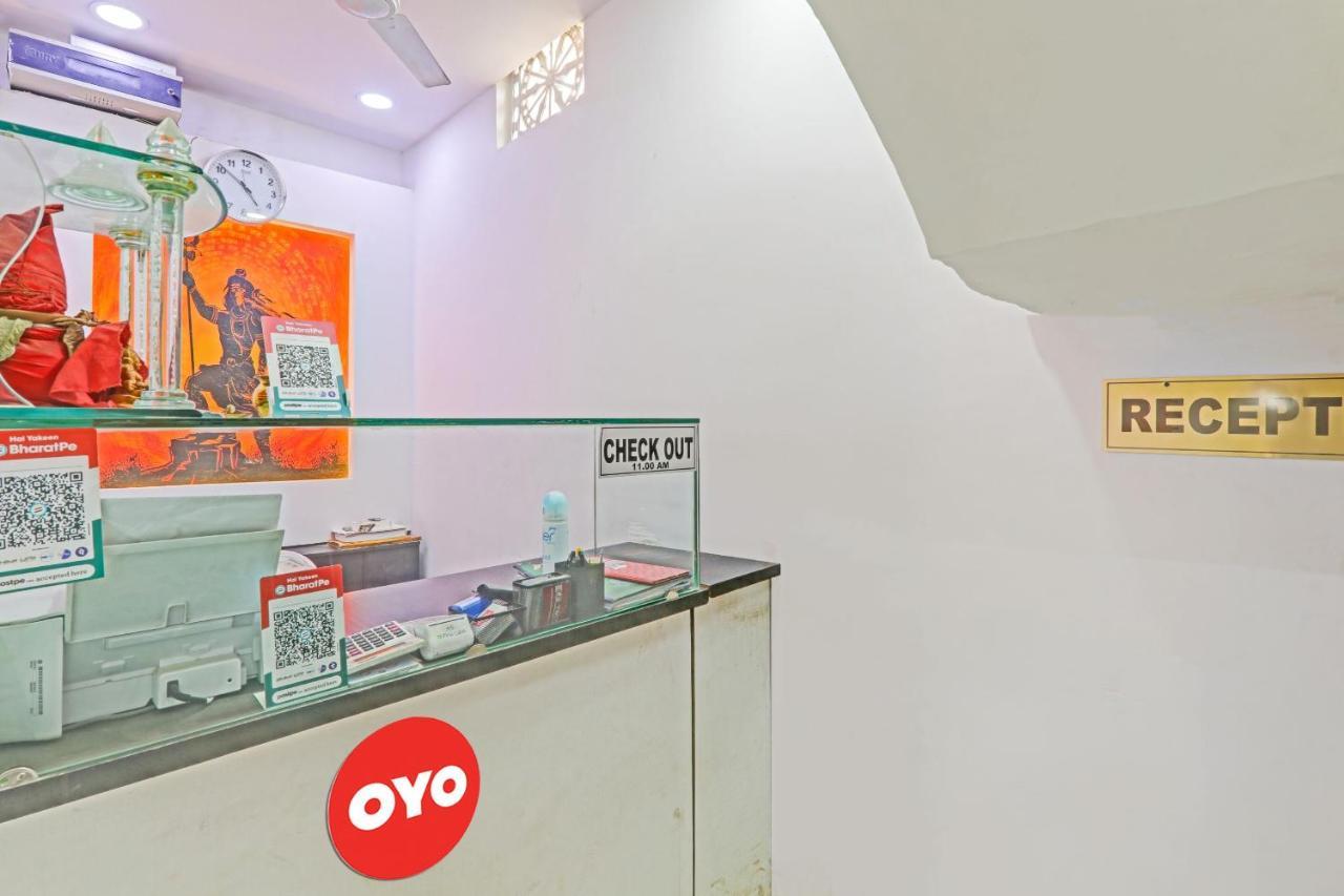 Oyo Flagship 81064 Chaudhary In Hotell Gorakhpur Eksteriør bilde