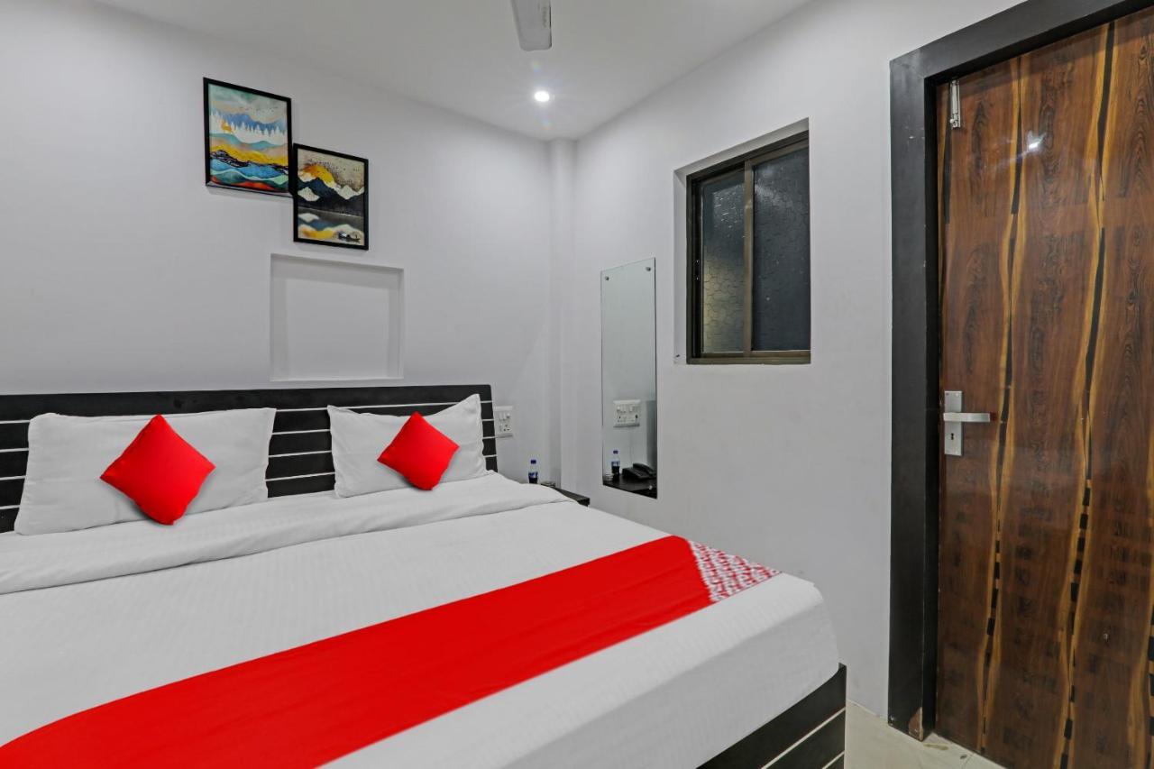 Oyo Flagship 81064 Chaudhary In Hotell Gorakhpur Eksteriør bilde