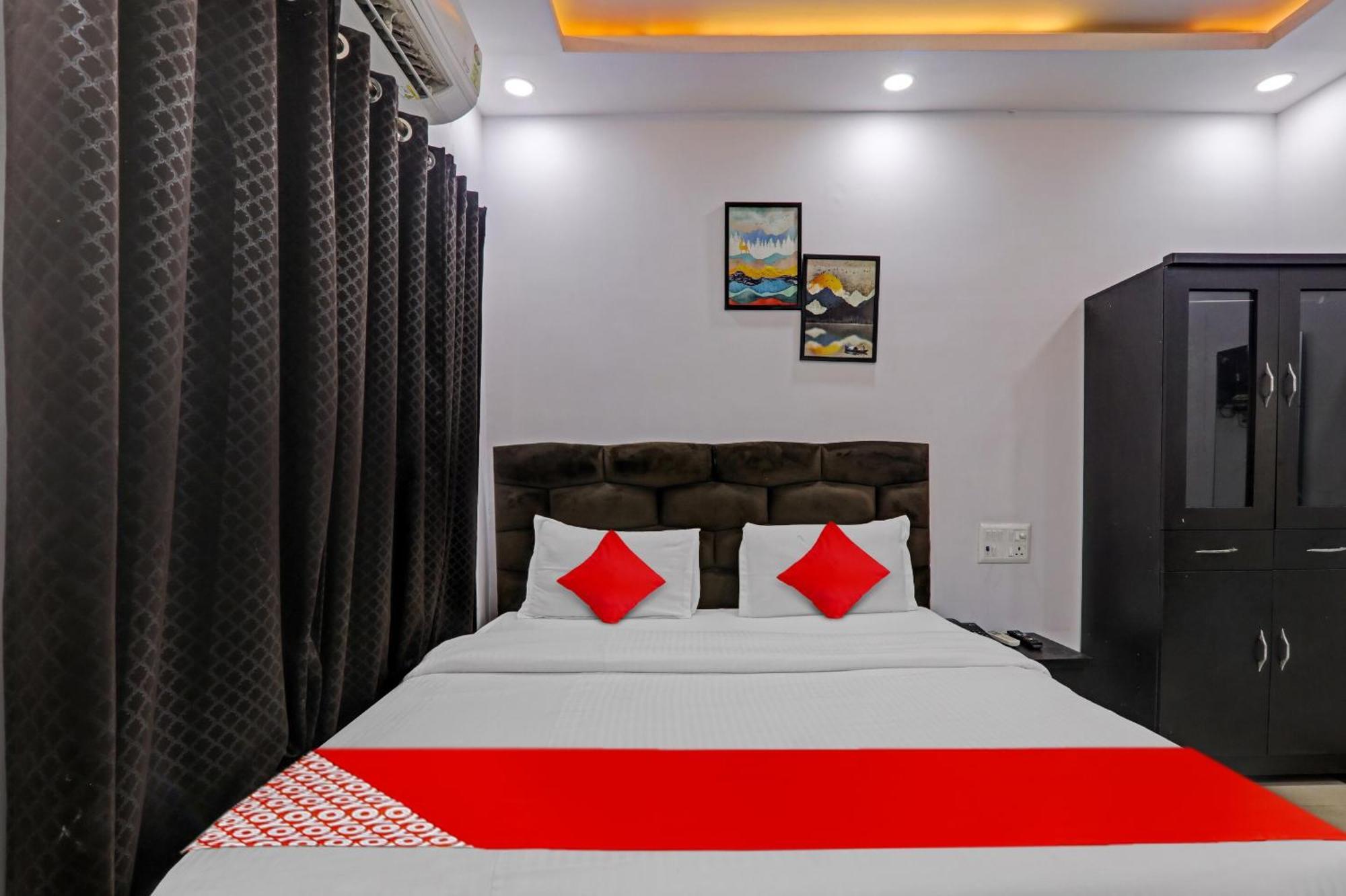 Oyo Flagship 81064 Chaudhary In Hotell Gorakhpur Eksteriør bilde
