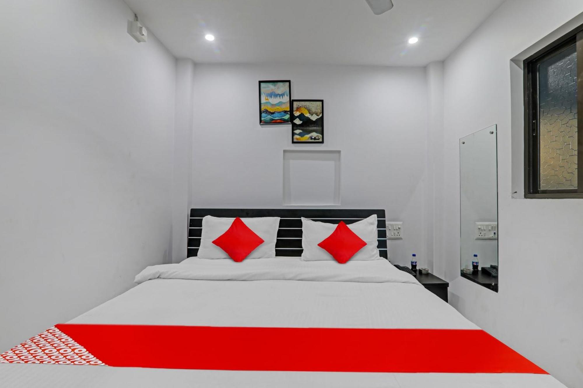 Oyo Flagship 81064 Chaudhary In Hotell Gorakhpur Eksteriør bilde