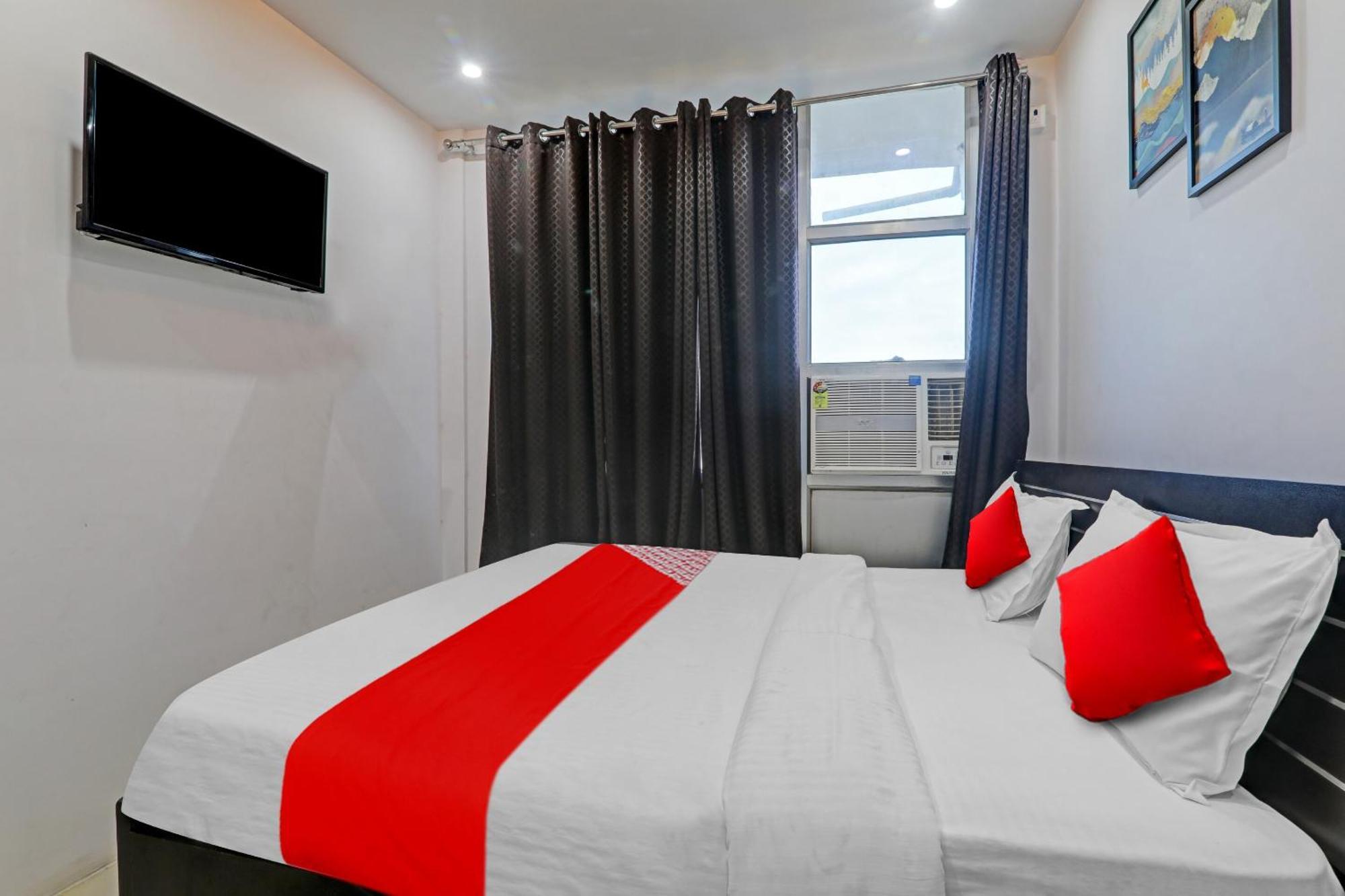 Oyo Flagship 81064 Chaudhary In Hotell Gorakhpur Eksteriør bilde