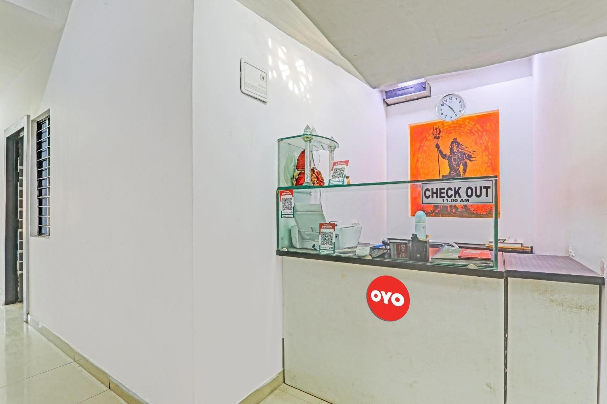 Oyo Flagship 81064 Chaudhary In Hotell Gorakhpur Eksteriør bilde
